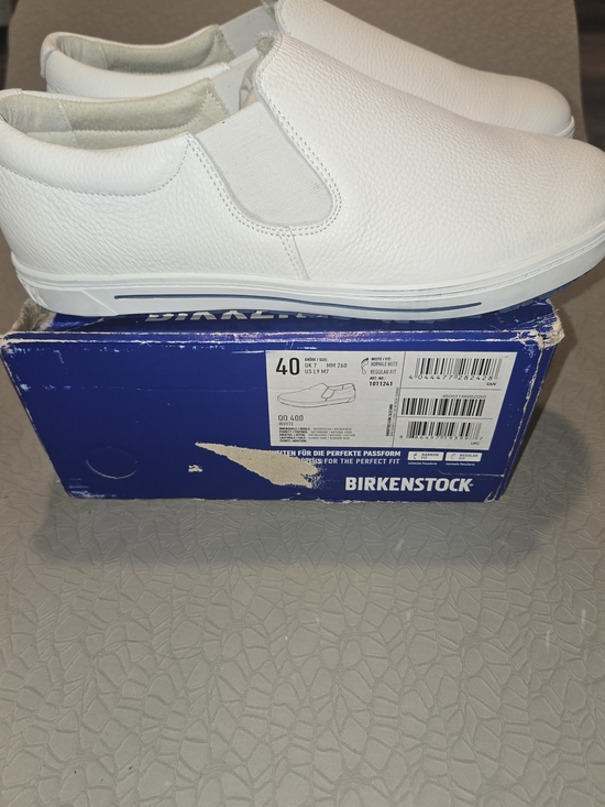 Birkenstock Shoes - Birkenstock Women Slip-On Casual Shoe in White NEW Size 9